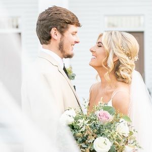 Meet your Posher, Madison